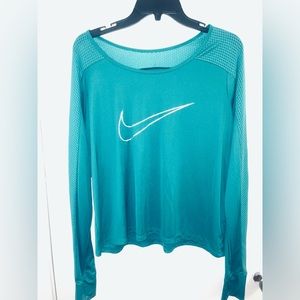 Long sleeve Nike dri-fit